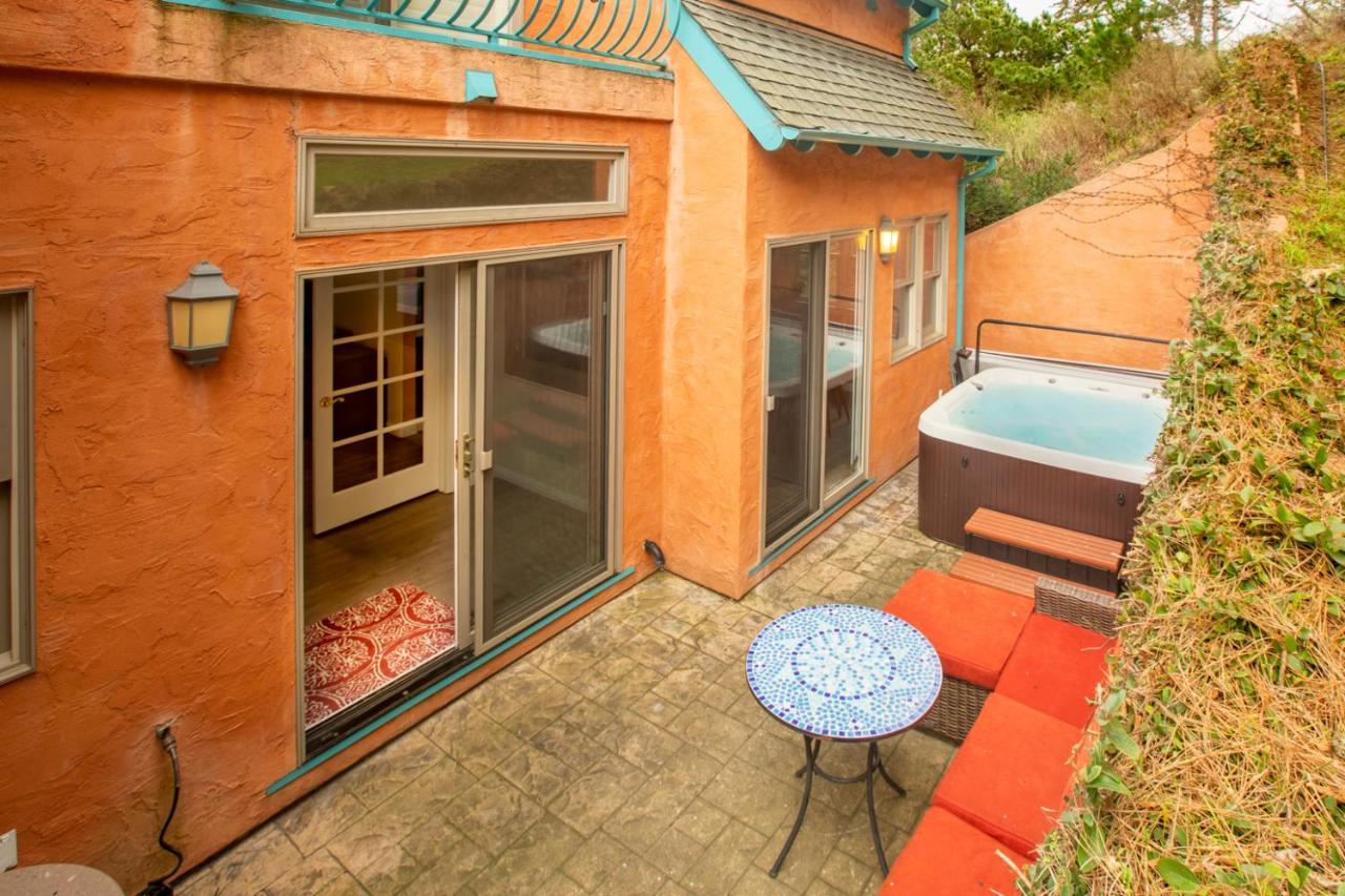 @ Marbella Lane Tuscan Villa With Hot Tub Pacifica Exterior foto